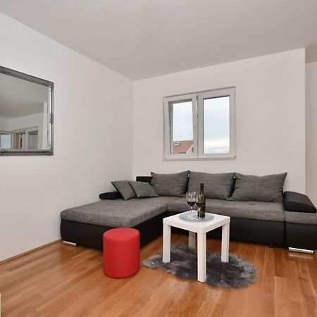 Apartment Anna A2+2 Μακάρσκα Εξωτερικό φωτογραφία